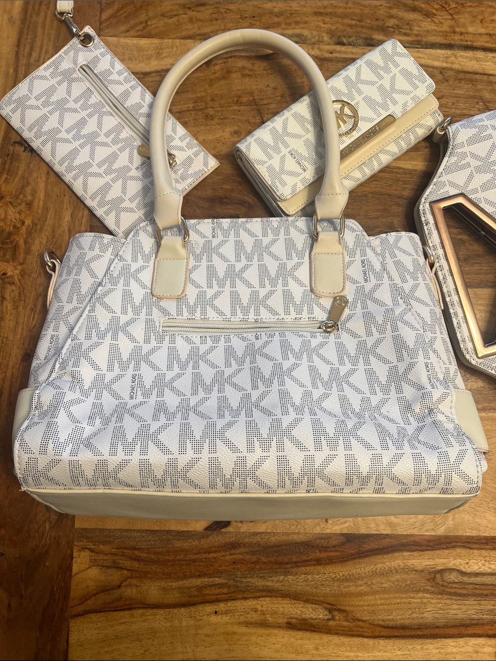 Michael Kors Cream & Beige MK Logo Tote, Satchel & Wallet Set - Picture 3 of 8